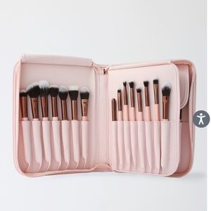 LUXIE 30 PIECE BRUSH SET - ROSE GOLD (NEW)